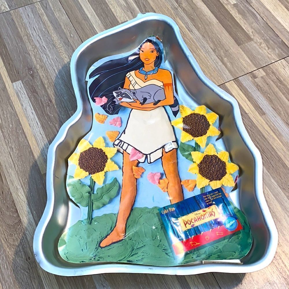 Disney Vintage Pocahontas Wilton Cake Pan baking Disney farmhouse decor wall art - Picture 4 of 4